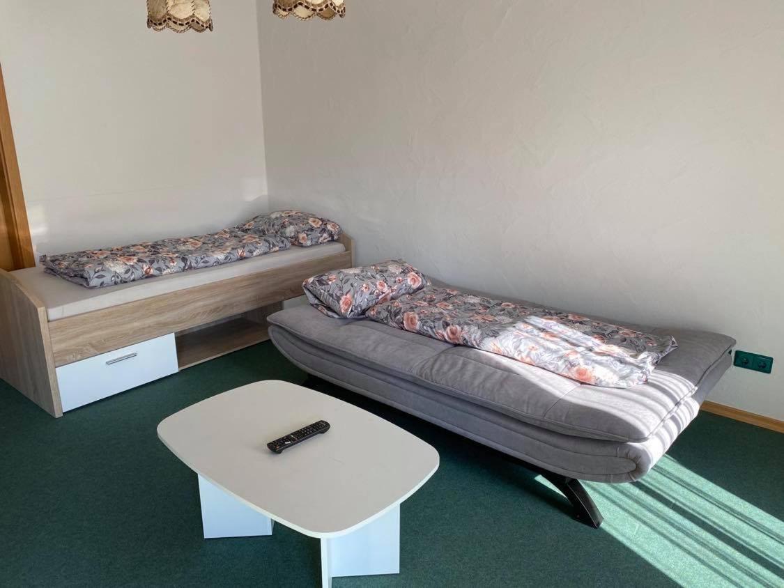 Fam M&H Schoene 2 Zimmer Ferienwohnung In Wangen Stadtmitte Wangen im Allgäu Buitenkant foto